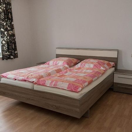 Ferienwohnung Otto Klingenthal Luaran gambar